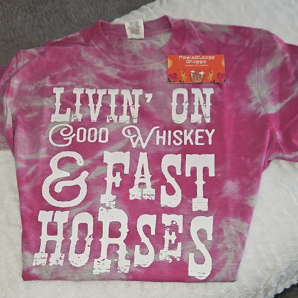 Gildan Pink and White Short Sleeve Tee